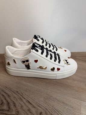 Karl Lagerfeld Cate Pins Leather Low-Top Sneakers